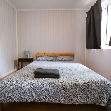 Apartamento B Flat Wich A Pool