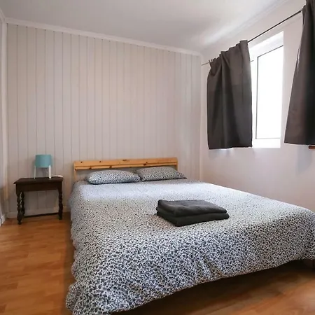 B Flat Wich A Pool Apartamento Lisboa